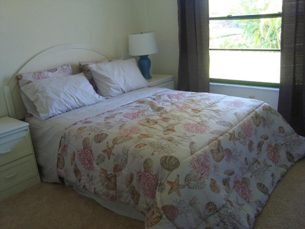 Pool Home With A New Sparkling Pool, Close To Beach, Lovely Lake View Naples Zewnętrze zdjęcie