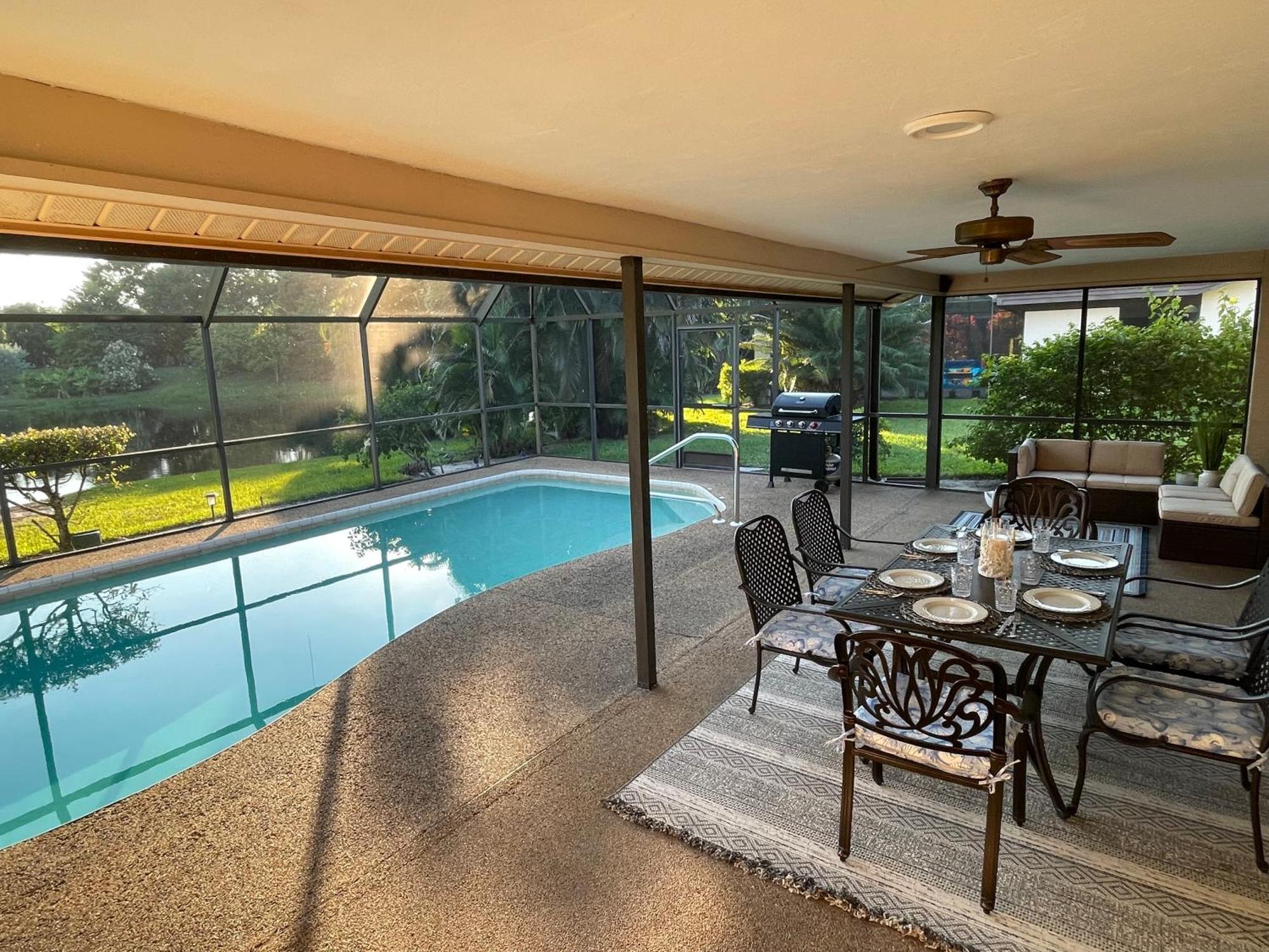 Pool Home With A New Sparkling Pool, Close To Beach, Lovely Lake View Naples Zewnętrze zdjęcie